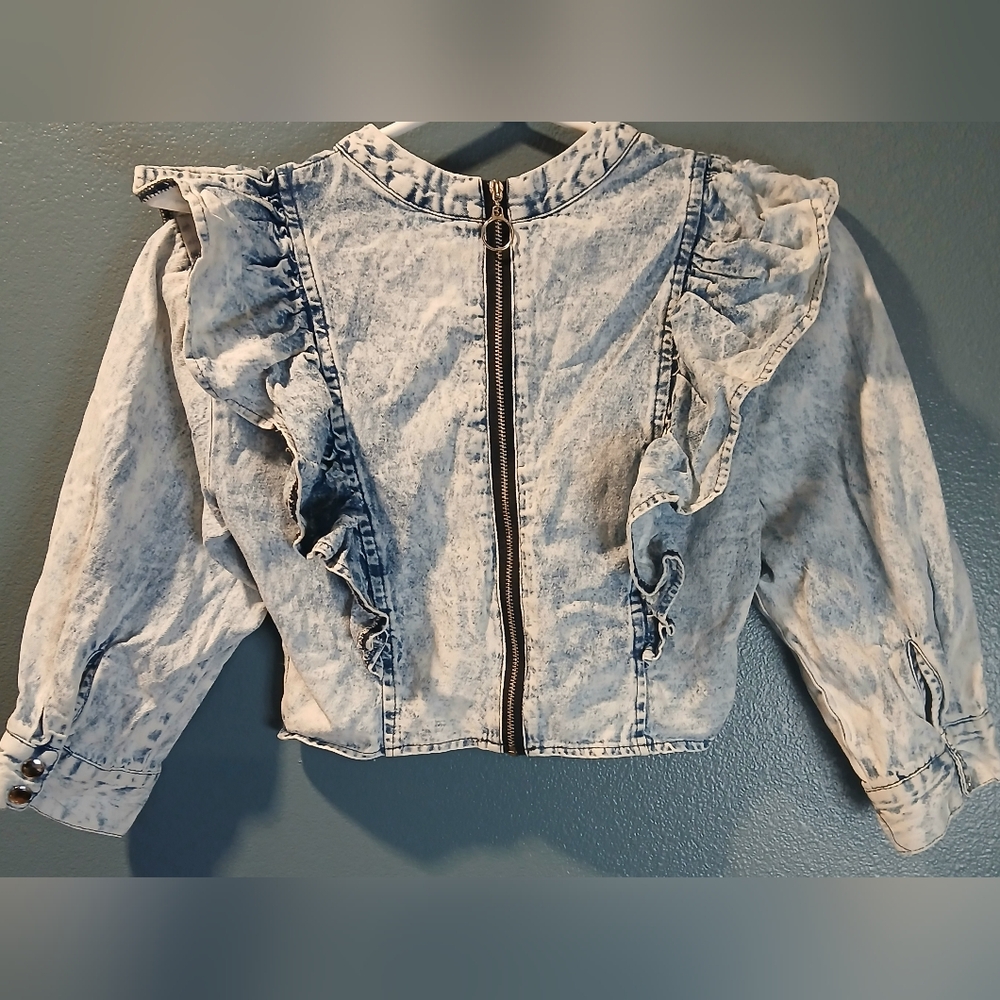 Forever 21 Acid Wash Denim Ruffle Crop Top - Picture 2 of 5